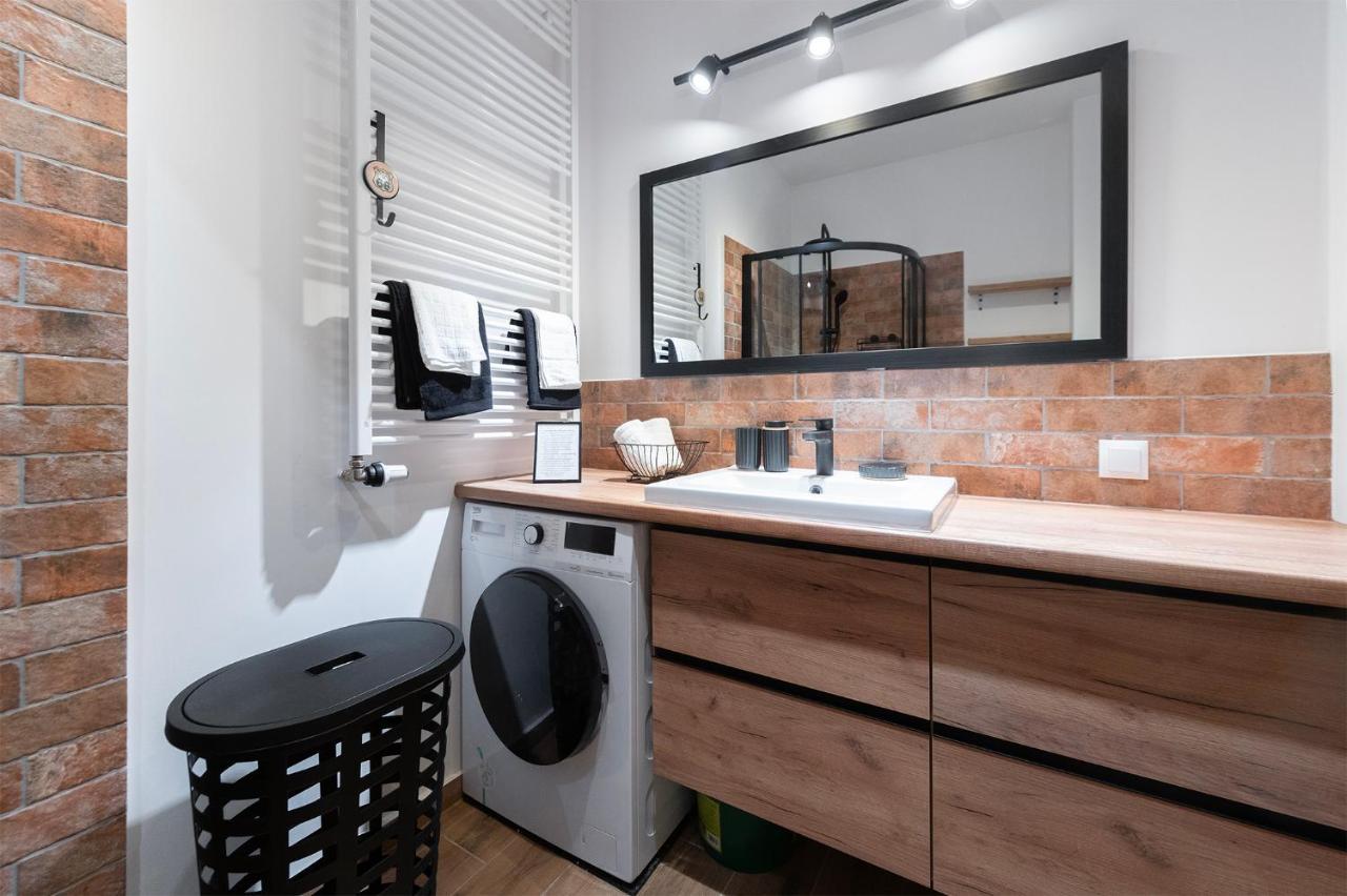 Apartment High Standard Luxury Manufaktura Lodz (Lodz)